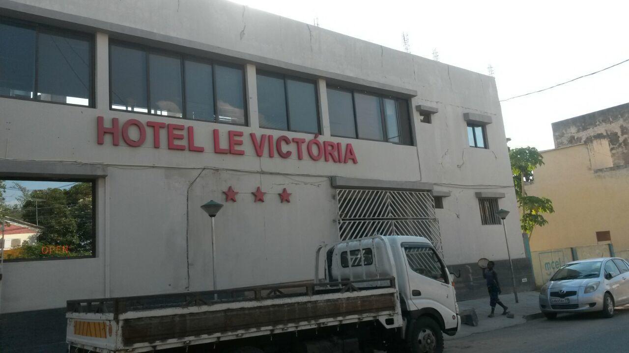 Le Victoria Hotel Tete Buitenkant foto