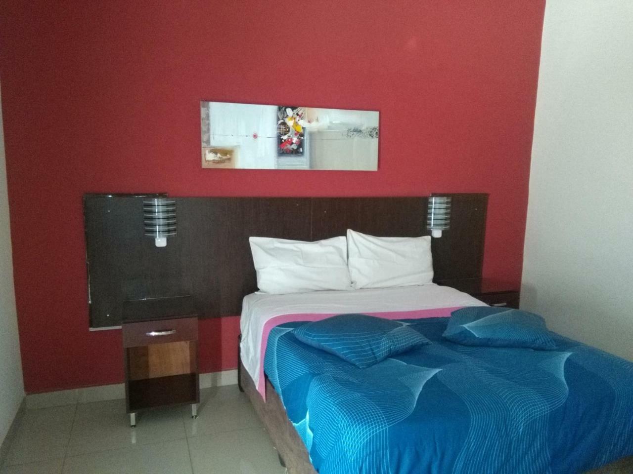 Le Victoria Hotel Tete Buitenkant foto